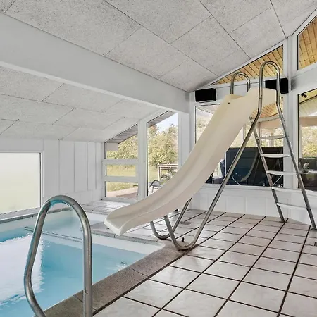 Pet Friendly In Sydals With Sauna Vakantiehuis Høruphav